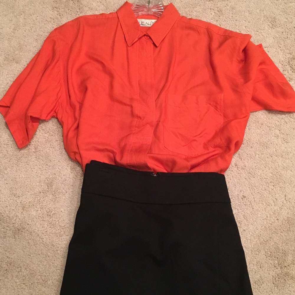 Soft & Comfy HeShy2 Coral Blouse